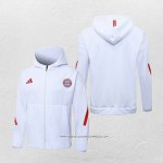 Giacca con Cappuccio Bayern Monaco 25/26 Bianco
