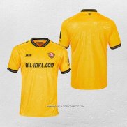 Prima Maglia Dynamo Dresden 25/26 Thailandia